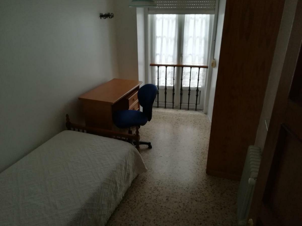 شقة Pension Residencia Universitaria Rey سانتياغو دي كومبوستيلا المظهر الخارجي الصورة